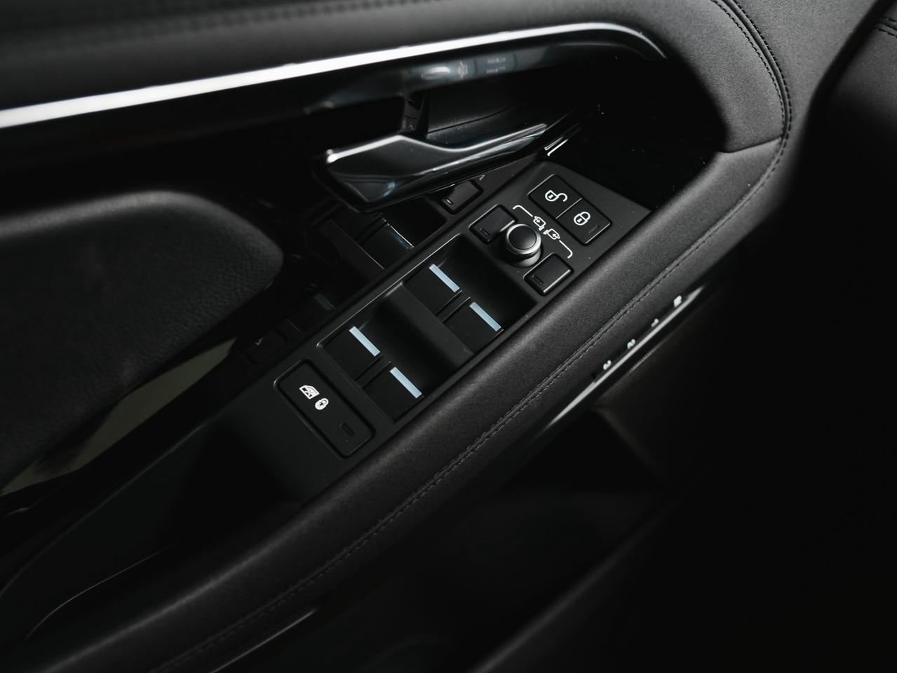 2020 Land Rover Evoque P250 | S | PANO | MERIDIAN | 20 IN Photo