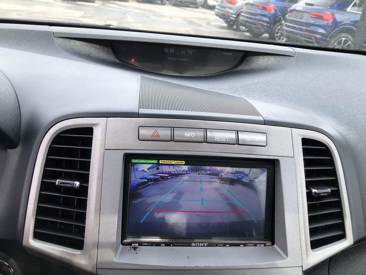 2014 Toyota Venza V6 LIMITED AWD, LEATHER, DUAL ROOF, HTD. SEATS, JB Photo