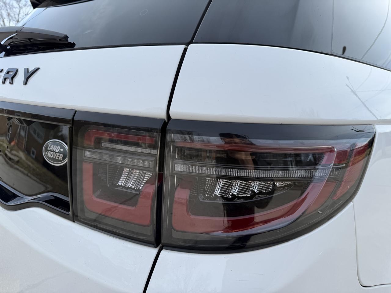 2020 Land Rover Discovery Sport SE AWD Photo