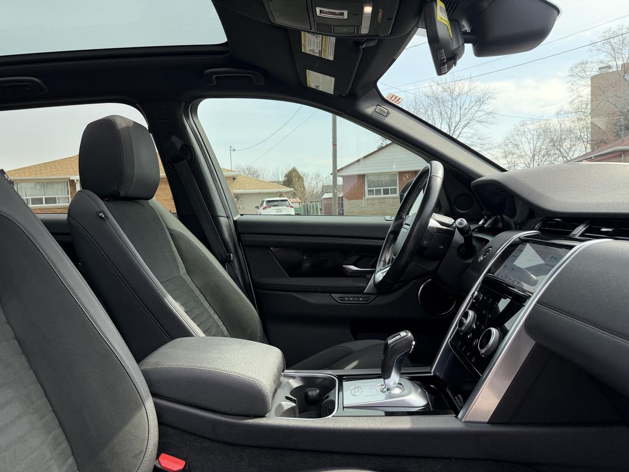 2020 Land Rover Discovery Sport SE AWD Photo