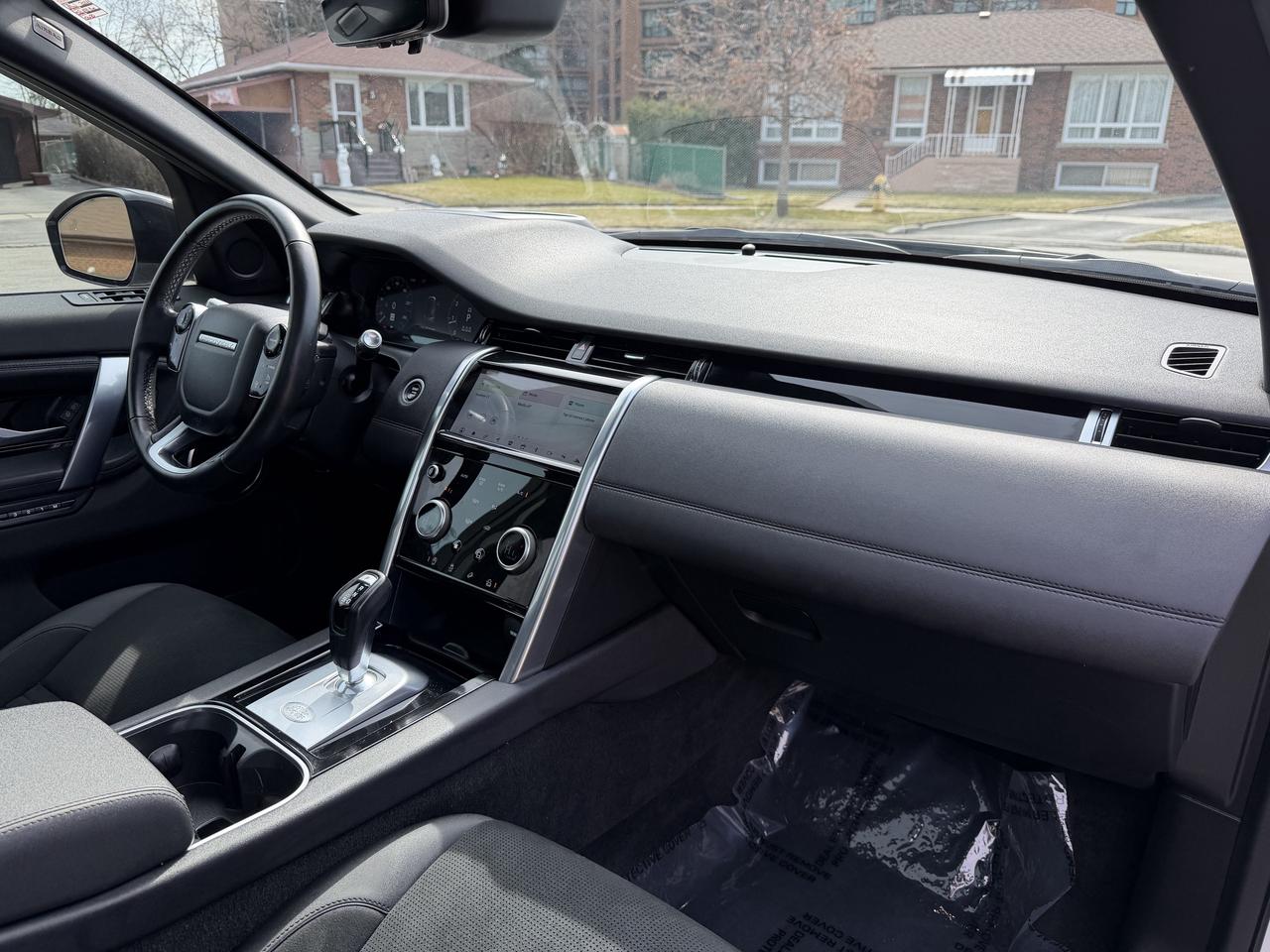 2020 Land Rover Discovery Sport SE AWD Photo