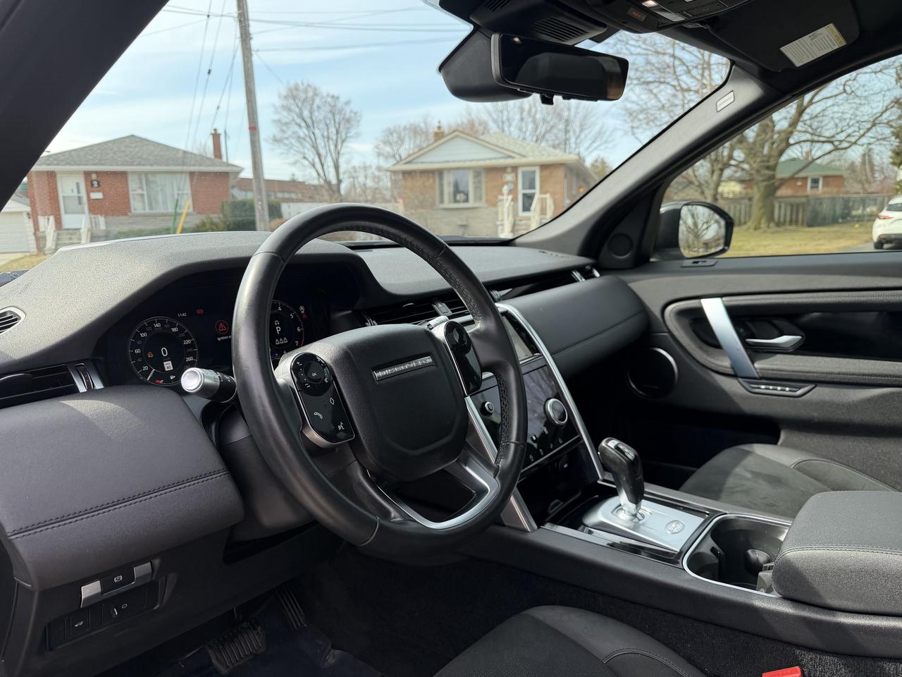 2020 Land Rover Discovery Sport SE AWD Photo