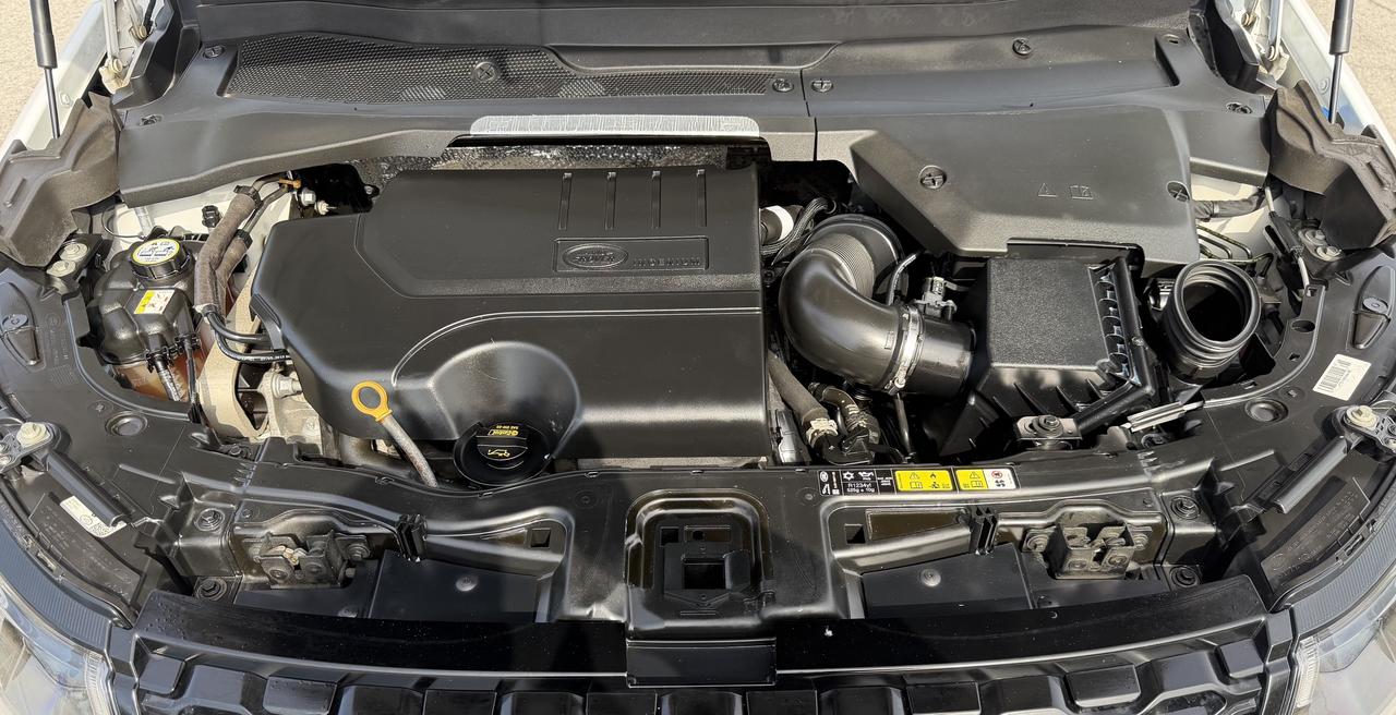 2020 Land Rover Discovery Sport SE AWD Photo