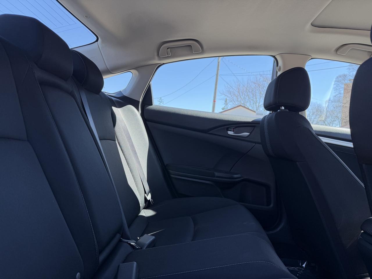 2017 Honda Civic Sedan 4dr CVT EX Photo