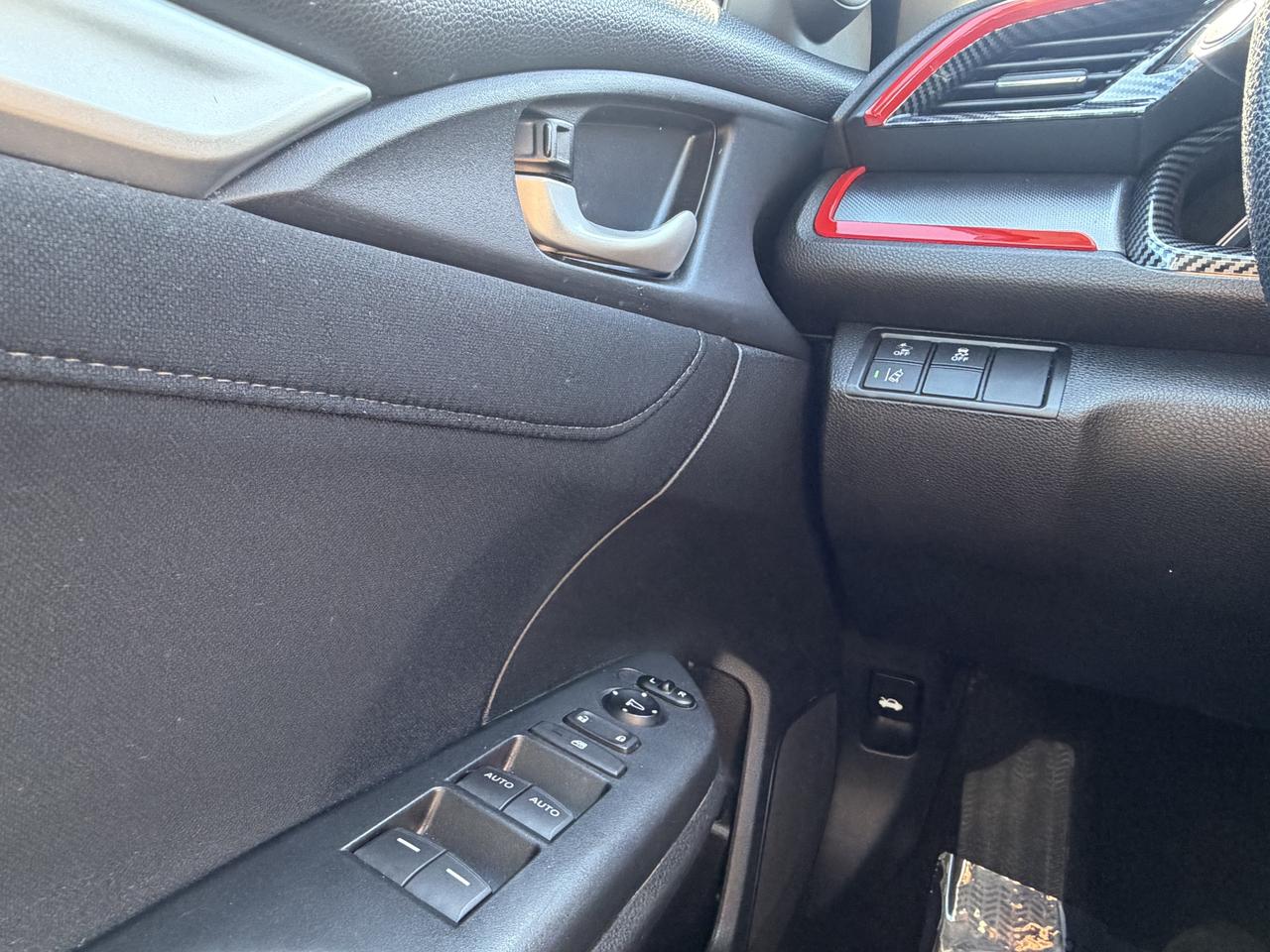 2017 Honda Civic Sedan 4dr CVT EX Photo