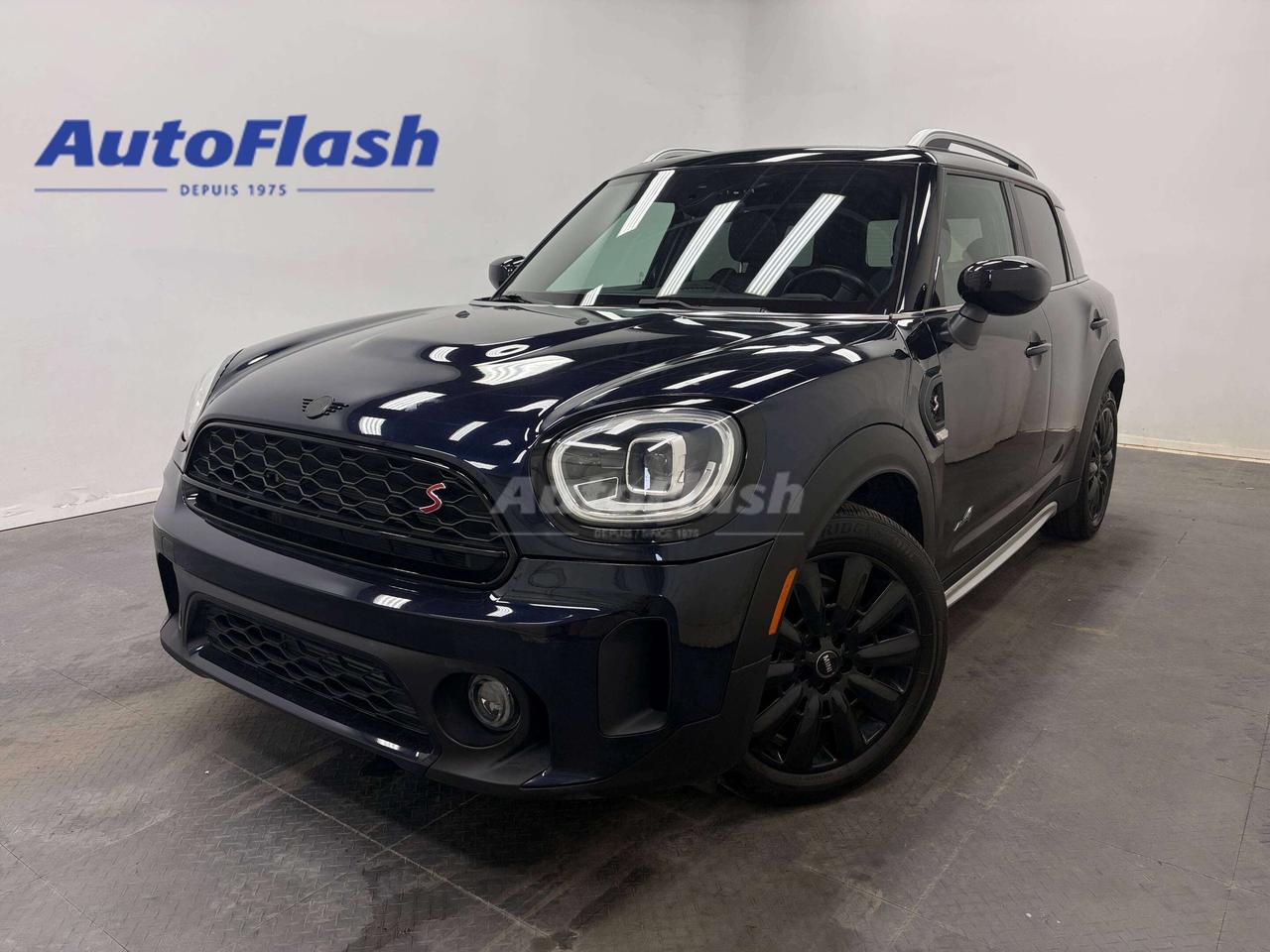 +Bluetooth 
+Cam&eacute;ra de recul / Backup camera 
+Commandes de radio au volant / Steering wheel audio controls 
+D&eacute;marrage &agrave; bouton / Push button start 
+Si&egrave;ges en cuir / Leather interior 
+R&eacute;gulateur de vitesse  / Cruise control 
+Si&egrave;ges chauffants / Heated seats 
+Syst&egrave;me dassistance stationnement / Park assist system 
+Syst&egrave;me de navigation / Navigation system 
+Toit a vision panoramique / Panoramic sunroof 
+Aucun Accident /  No accidents
+V&eacute;rifi&eacute; par Carfax / Carfax verified
+Kilom&eacute;trage certifi&eacute; / Certified kilometers
+Protection m&eacute;canique disponible / Mechanical protection available
+Ce v&eacute;hicule a &eacute;t&eacute; achet&eacute; dun particulier / This vehicle was bought from a private seller


Visitez notre page Google pour voir tous les commentaires positifs que nos clients nous laissent.
 
Financement rapide et facile, 1ere, 2e et 3e chances au cr&eacute;dit, approbation en 30 minutes, taux dacceptation tr&egrave;s &eacute;lev&eacute;. 

Essayez notre demande de cr&eacute;dit s&eacute;curis&eacute; en ligne, sans obligation! 

Nous sommes les sp&eacute;cialistes des autos, fourgonnettes, VUS, 4x4, et les camions l&eacute;gers jusqu&agrave; une tonne. 

*Seulement le nettoyage de base du v&eacute;hicule, fait par un sous-traitant, est inclus. Pour un perfectionnement de lesth&eacute;tique int&eacute;rieur/ext&eacute;rieur, dont une d&eacute;contamination de la peinture, des retouches de peinture, faites par nos experts en esth&eacute;tique, une somme de 249$ sera ajout&eacute;e &agrave; votre facture. Aussi disponible, loption dimmatriculer la voiture sur place, qui vous permet d&eacute;pargner du temps et le co&ucirc;t de 25$ du transit temporaire.

*************

Since 1975 AutoFlash has offered the best price-quality and excellent service. 

Visit our Google page to read all the nice things our clients have to say about us.

We have financing for all credit situations. 1st 2nd 3rd chance credit with an excellent approval rate!

Try our secured online credit application any time, with no obligation! 

We specialize in all brands, makes and models. Whether you need a car, truck, SUV or minivan, we can help you.

And if we dont have it, well find it for you!

*Only the basic cleaning of the vehicle, done by a subcontractor, is included in the advertised price. For a complete interior/exterior detailing, done by our esthetic specialists, which includes a complete paint decontamination and paint touch-ups if needed, an amount of 249$ will be added to your invoice. Also available, in-house licensing, which allows you to save the $25 for a temporary Transit.