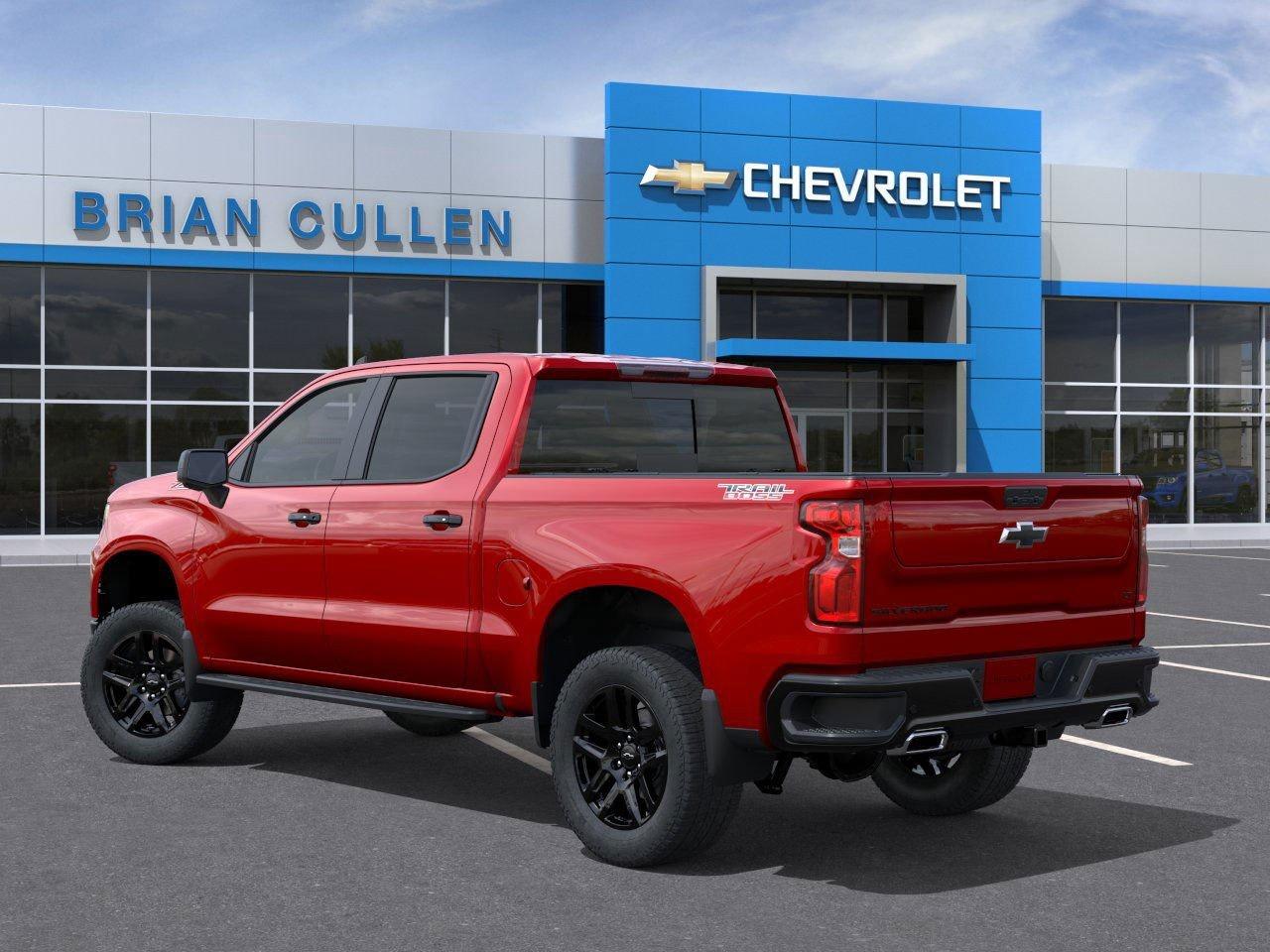2026 Chevrolet Silverado 1500 LT Trail Boss Crew Cab Short Box 4-Wheel Drive LT Trail Boss Photo2