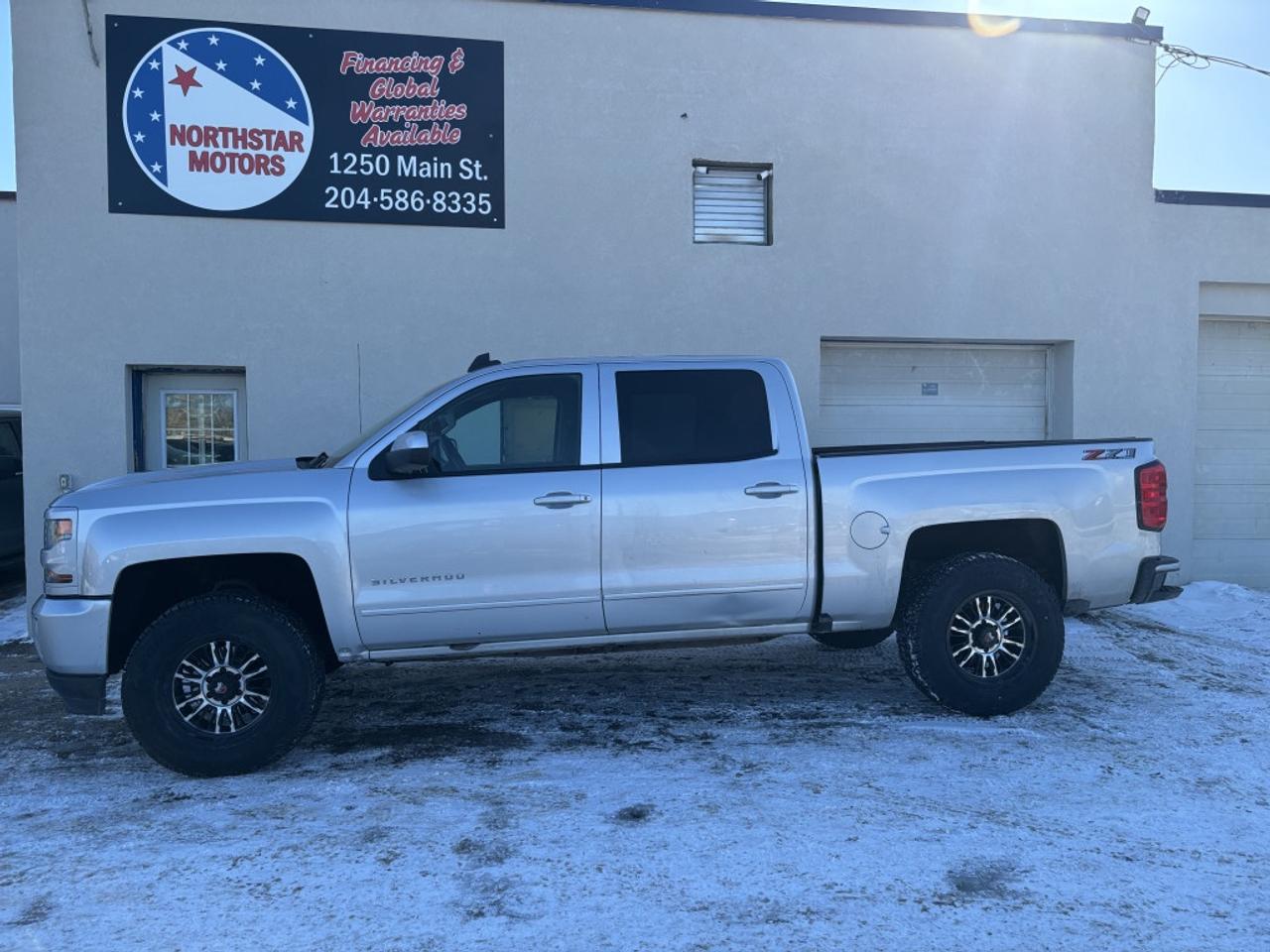 Used 2018 Chevrolet Silverado 1500 1LT 4x4 Crew Cab 5.75 ft. box 143.5 in. WB Automatic for sale in Winnipeg, MB