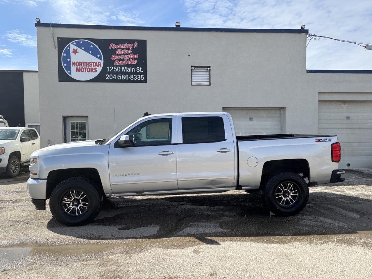 Used 2018 Chevrolet Silverado 1500 1LT 4x4 Crew Cab 5.75 ft. box 143.5 in. WB Automatic for sale in Winnipeg, MB