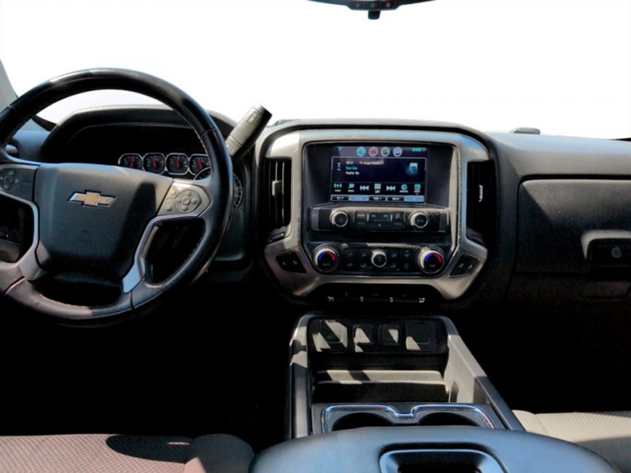 2018 Chevrolet Silverado 1500 2LT  *Z71 PKG - CLEAN CF* Photo