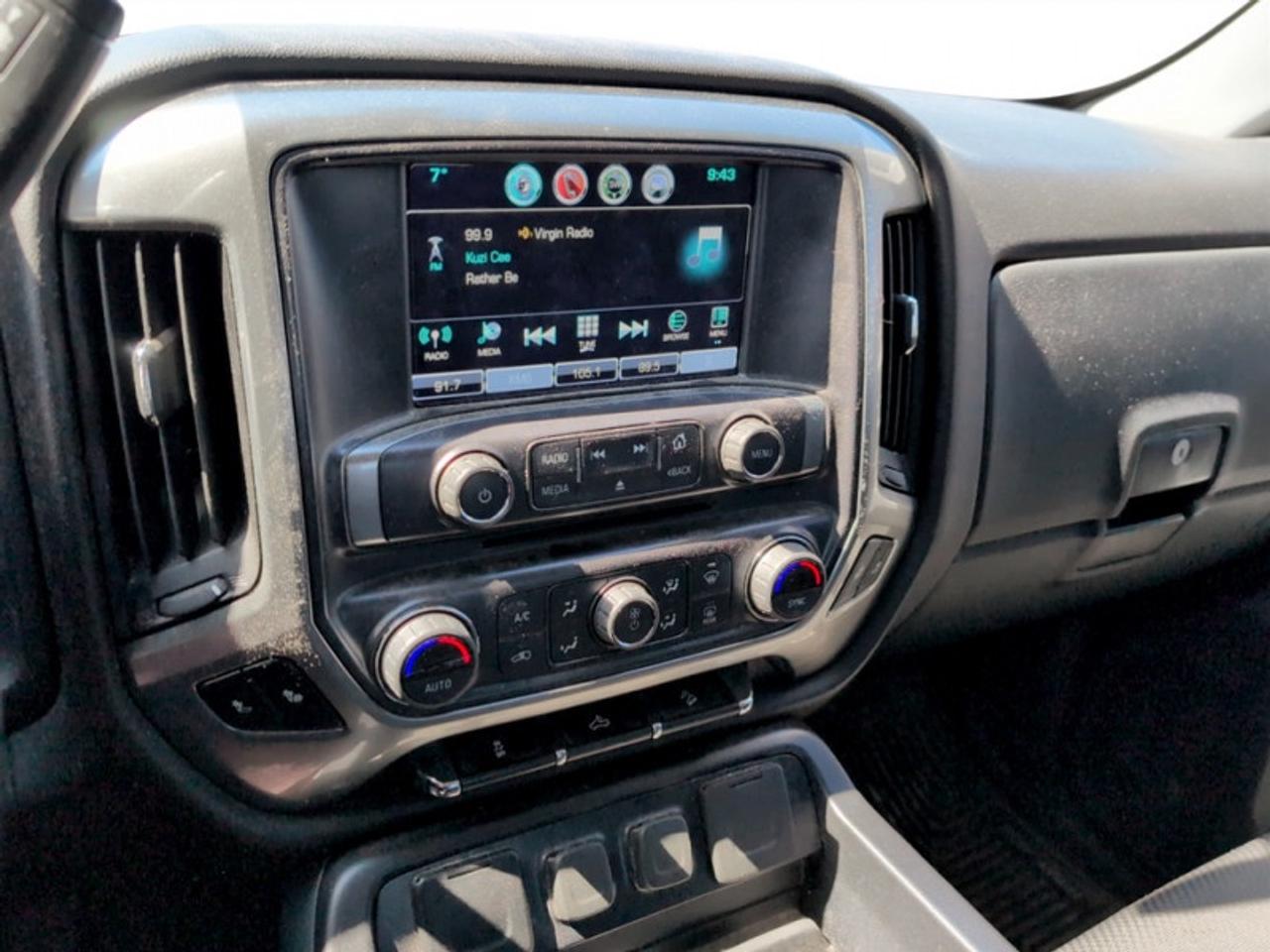 2018 Chevrolet Silverado 1500 2LT  *Z71 PKG - CLEAN CF* Photo