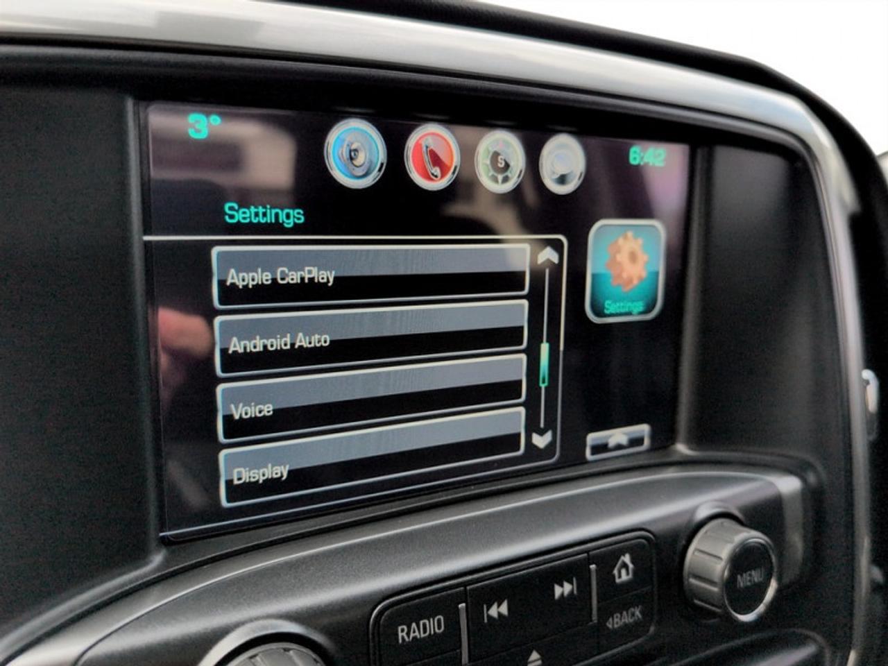 2018 Chevrolet Silverado 1500 2LT  *Z71 PKG - CLEAN CF* Photo