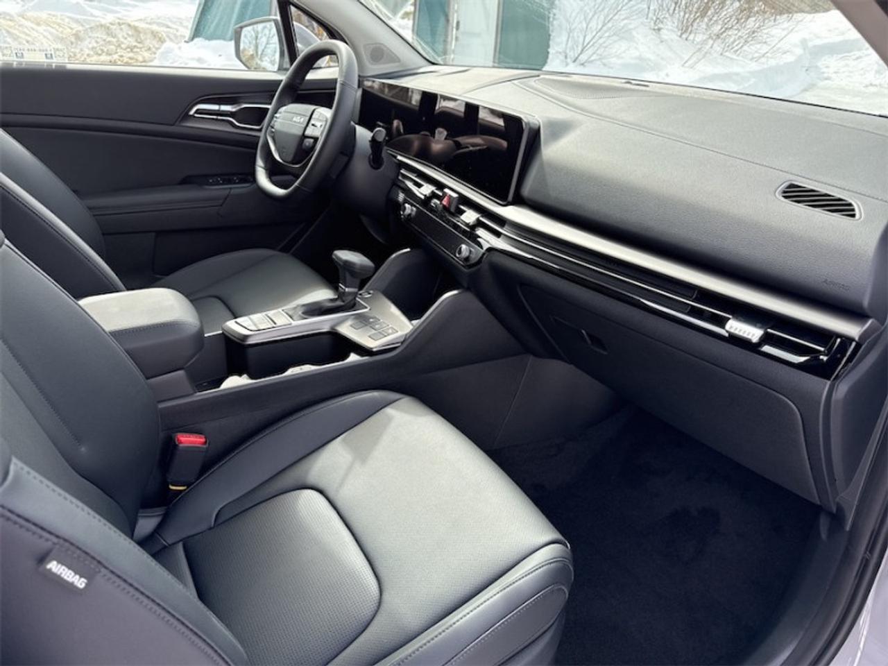 2026 Kia Sportage EX AWD  Panoramic Sunroof Photo