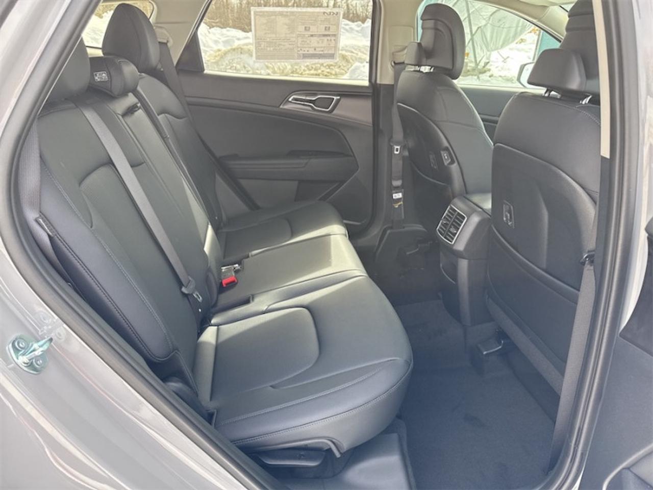 2026 Kia Sportage EX AWD  Panoramic Sunroof Photo