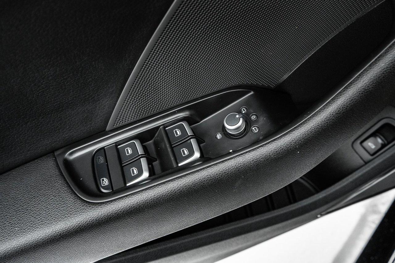 2015 Audi A3 Sedan 2.0T Technik Photo