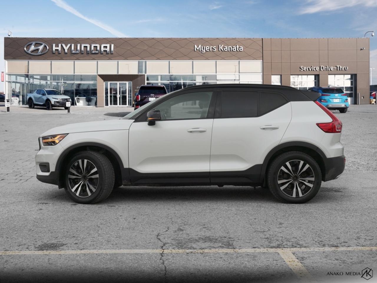 2020 Volvo XC40 T5 AWD R-Design  - Sport Package - $76.19 /Wk Photo4