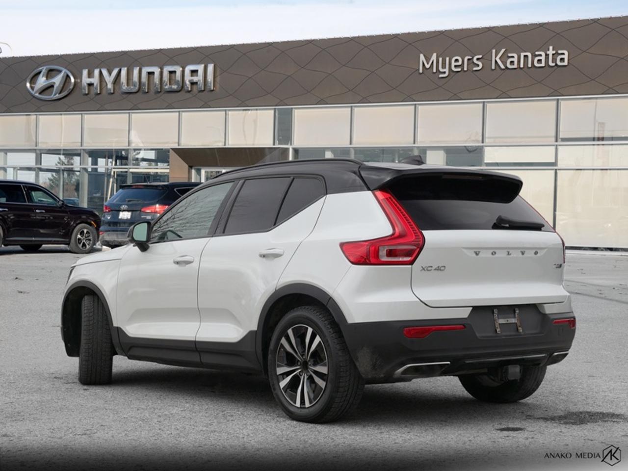 2020 Volvo XC40 T5 AWD R-Design  - Sport Package - $76.19 /Wk Photo