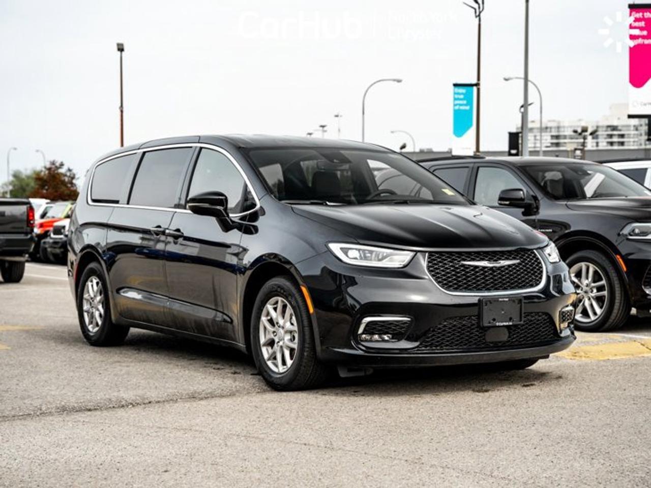 2026 Chrysler Pacifica Select FWD Blind Spot Assist Lane Sense  Remote Start Heated Seats & Wheel Photo4