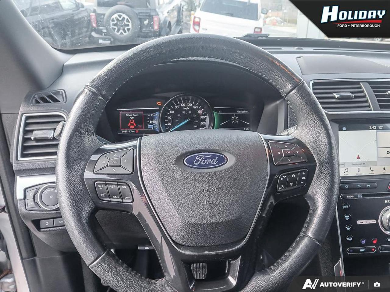 2017 Ford Explorer LIMITED Photo