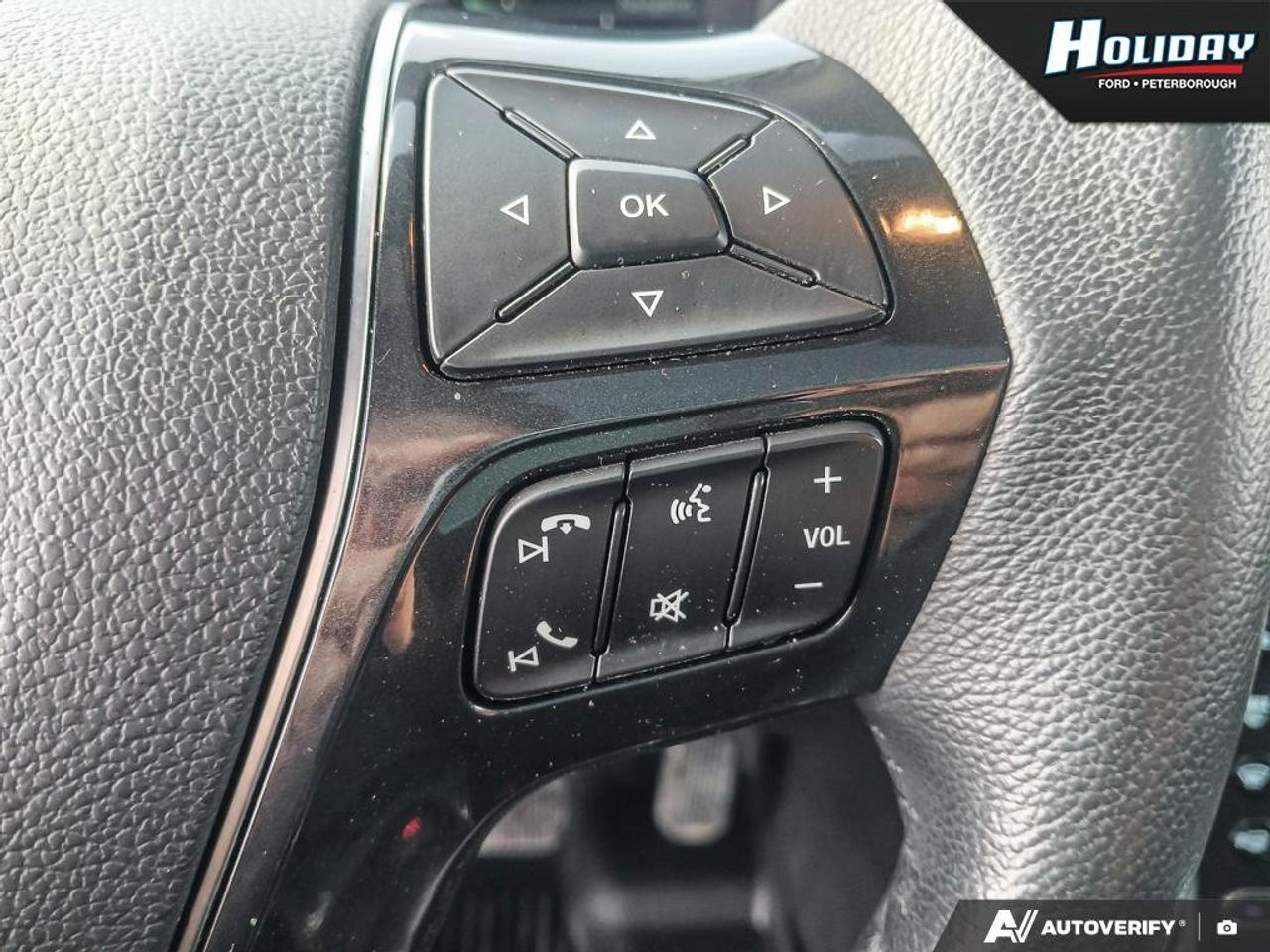 2017 Ford Explorer LIMITED Photo