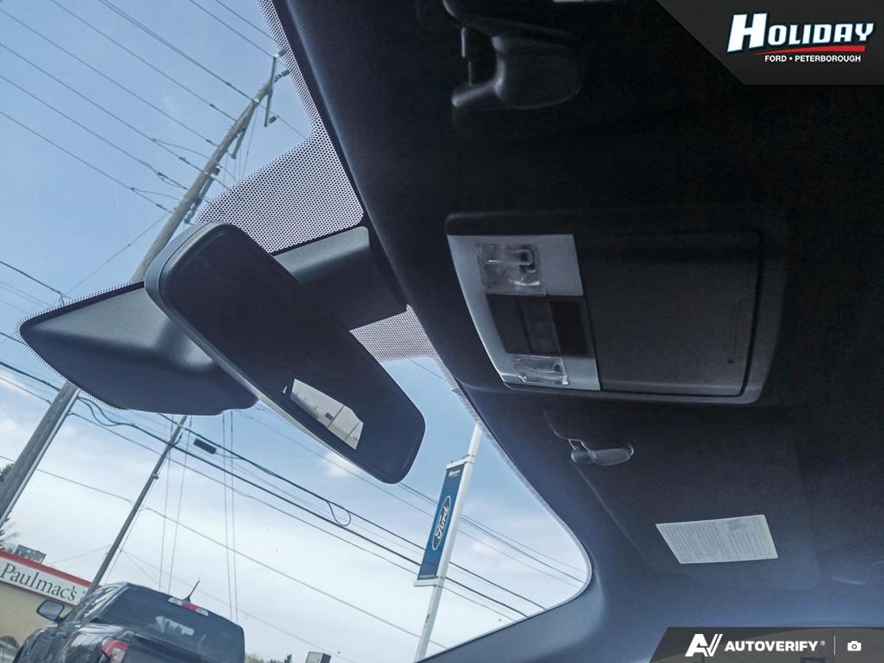 2017 Ford Explorer LIMITED Photo