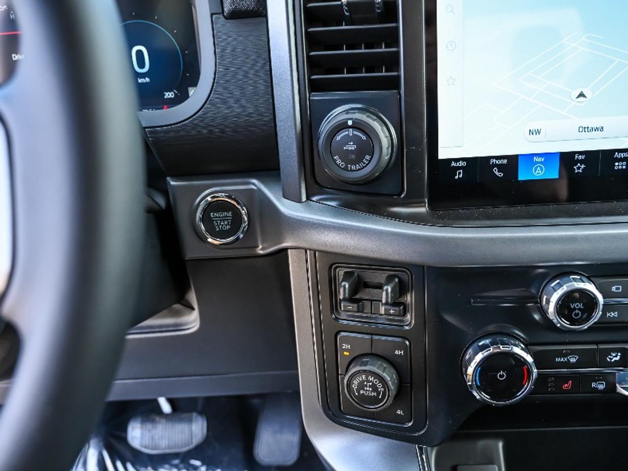2026 Ford F-150 XLT Photo