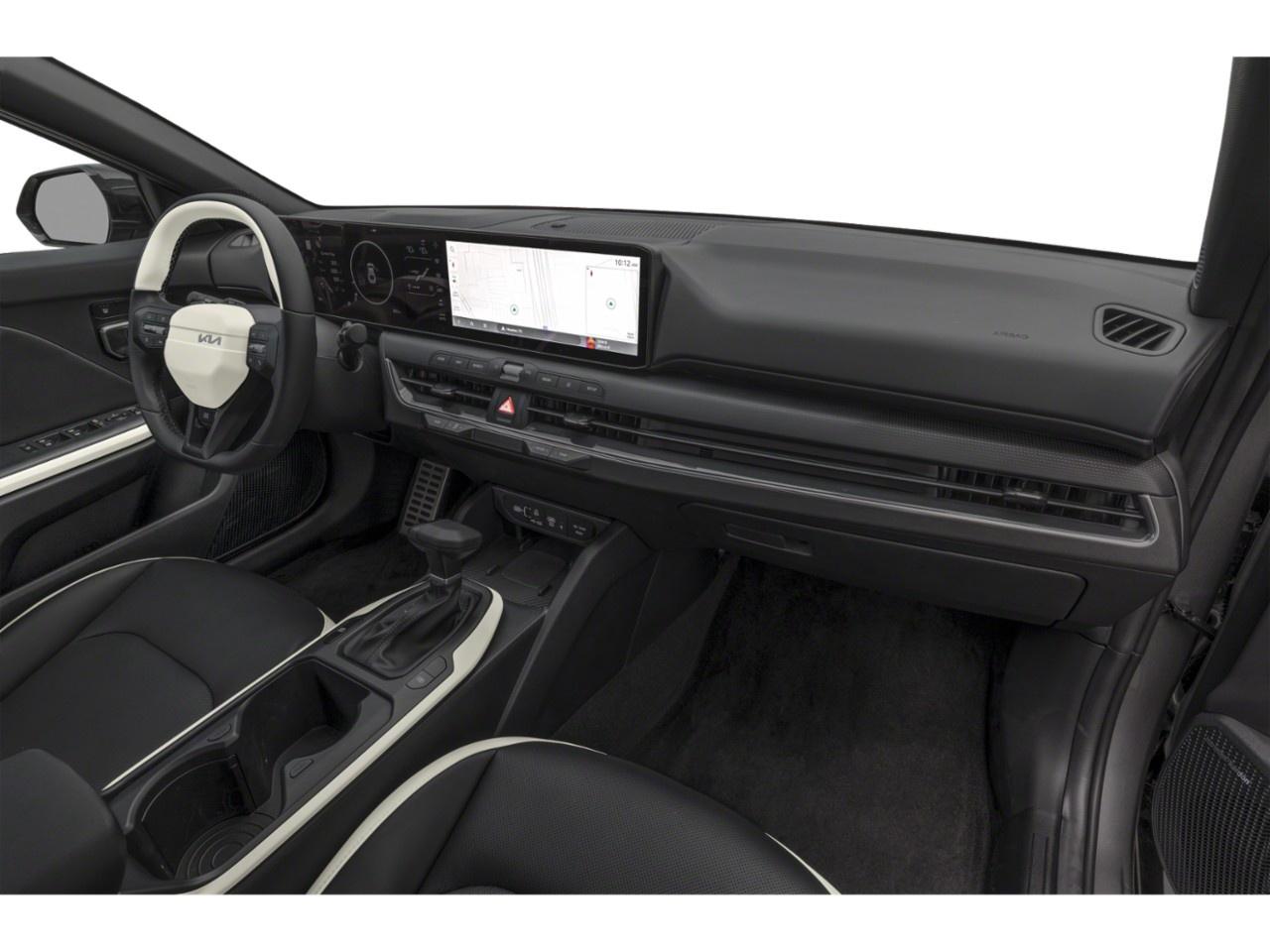 2026 Kia K4 GT-Line Turbo FWD Photo