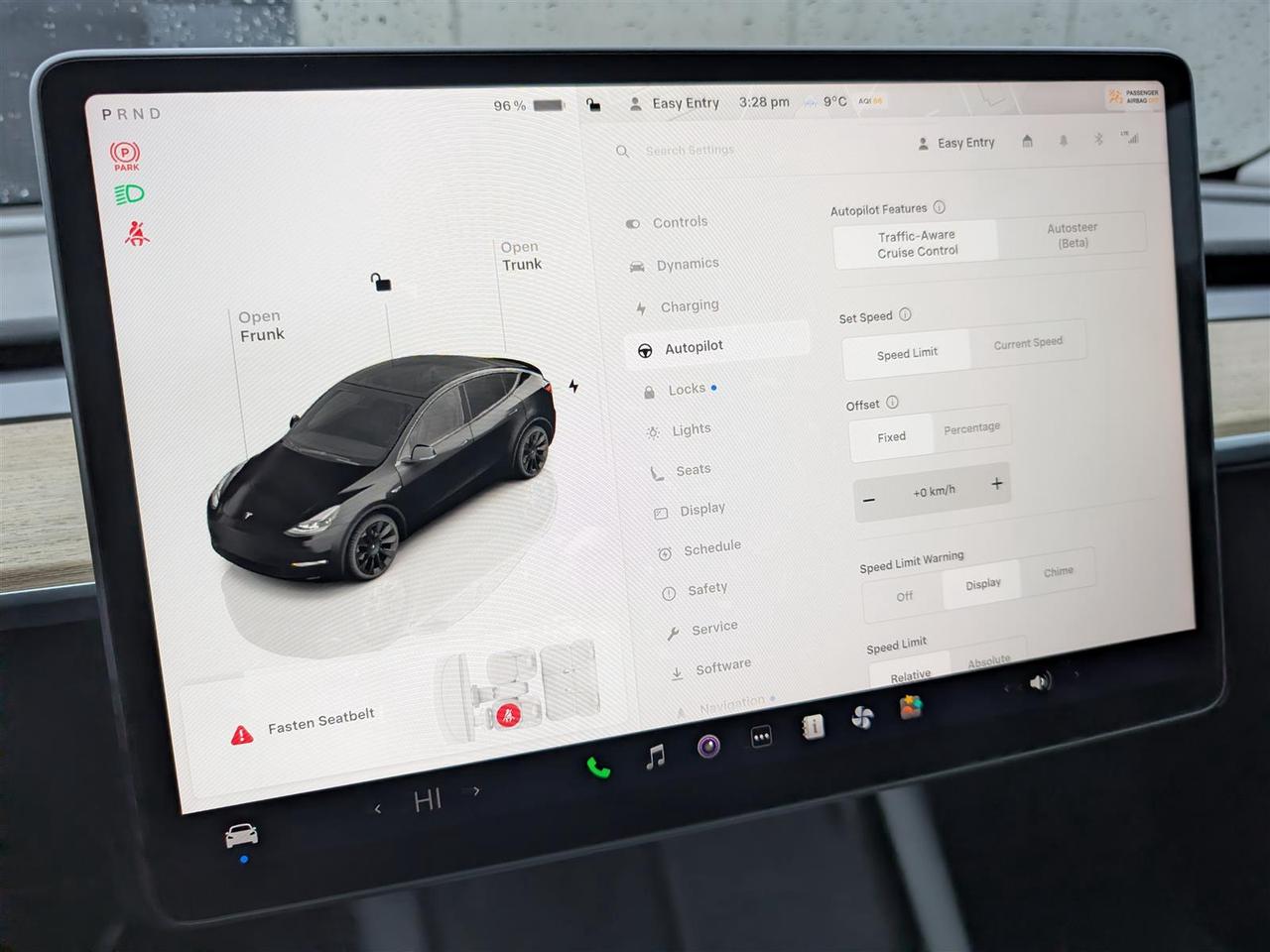 2023 Tesla Model Y STANDARD Photo