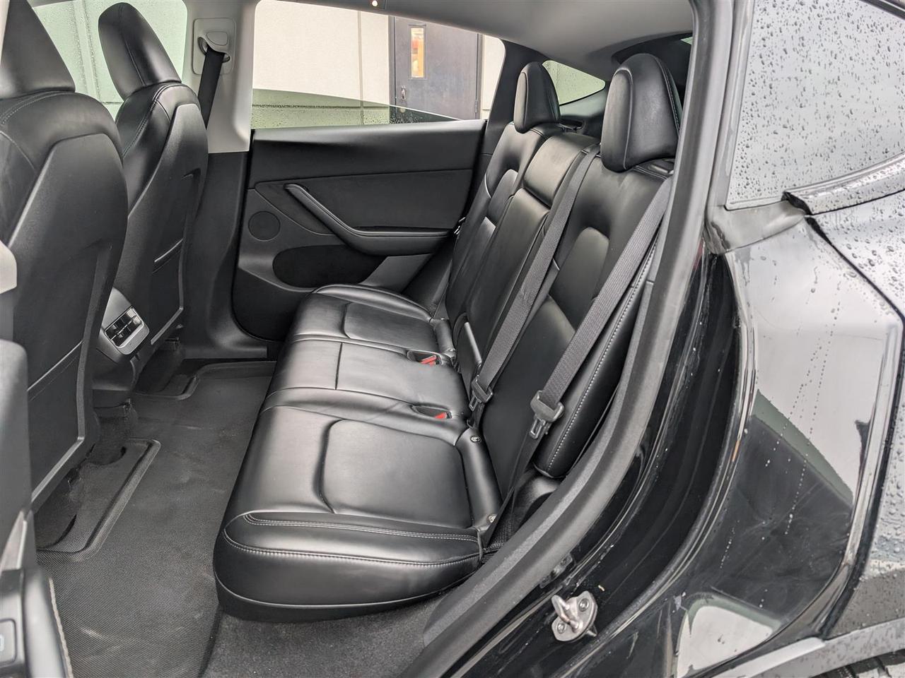 2023 Tesla Model Y STANDARD Photo