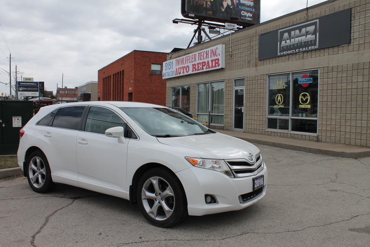 2016 Toyota Venza LE V6 AWD Photo