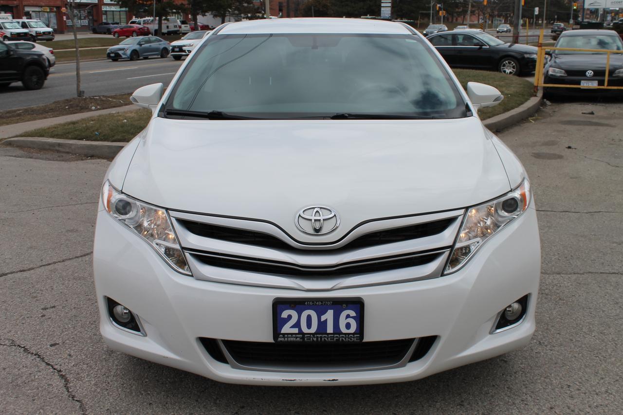 2016 Toyota Venza LE V6 AWD Photo