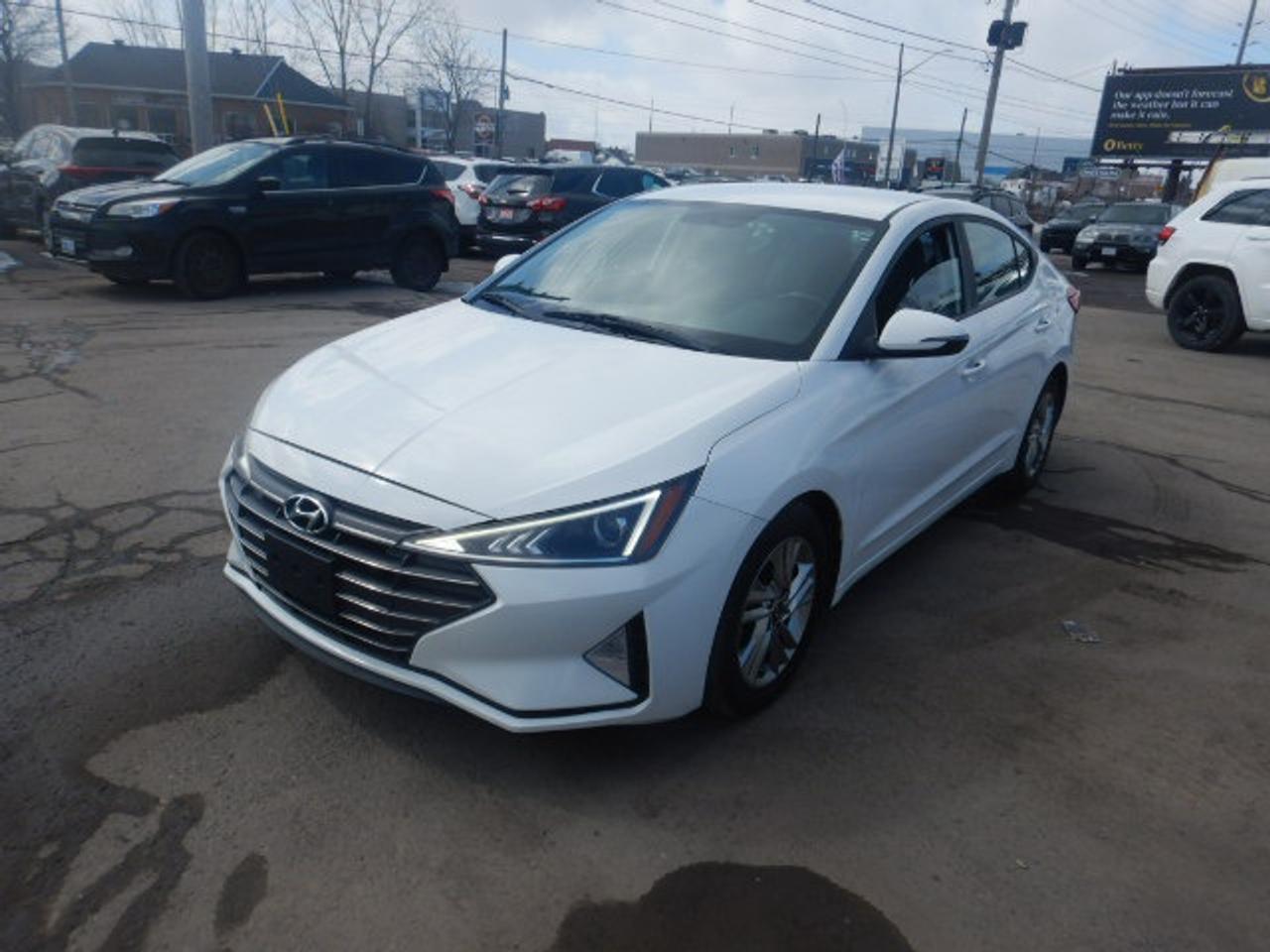 2019 Hyundai Elantra Preferred Photo0