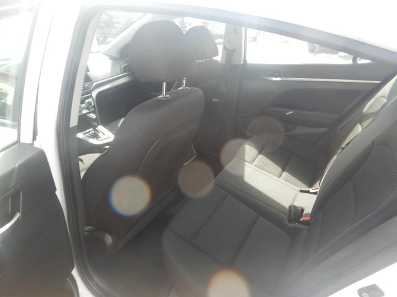 2019 Hyundai Elantra Preferred Photo