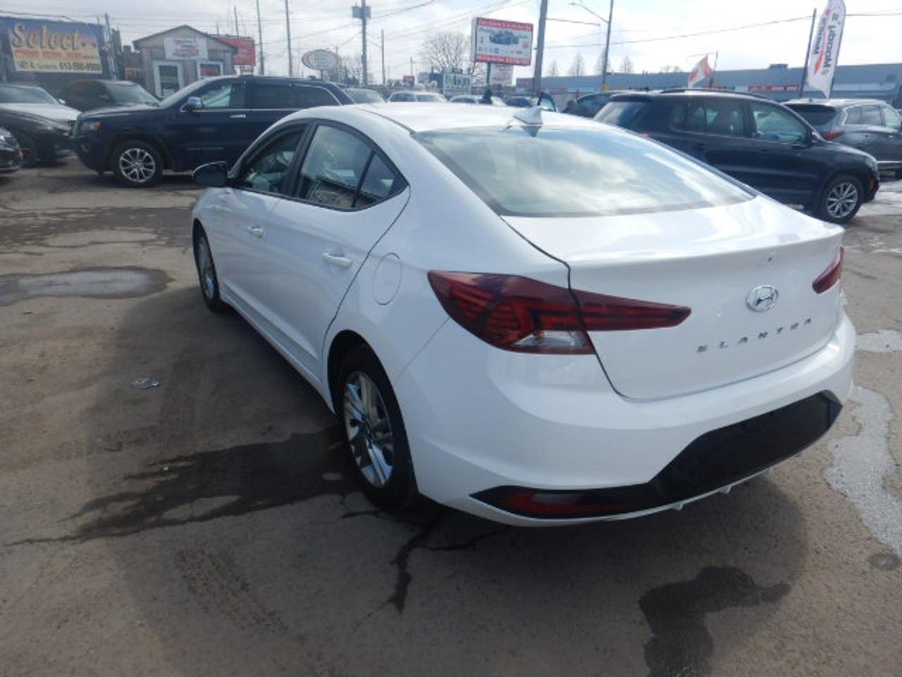 2019 Hyundai Elantra Preferred Photo