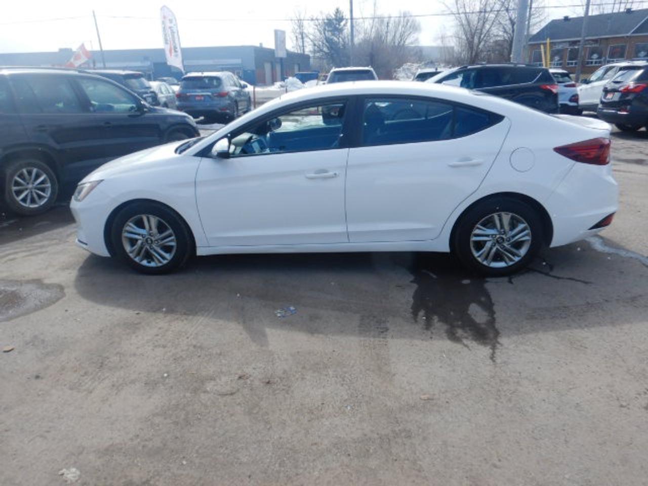 2019 Hyundai Elantra Preferred Photo