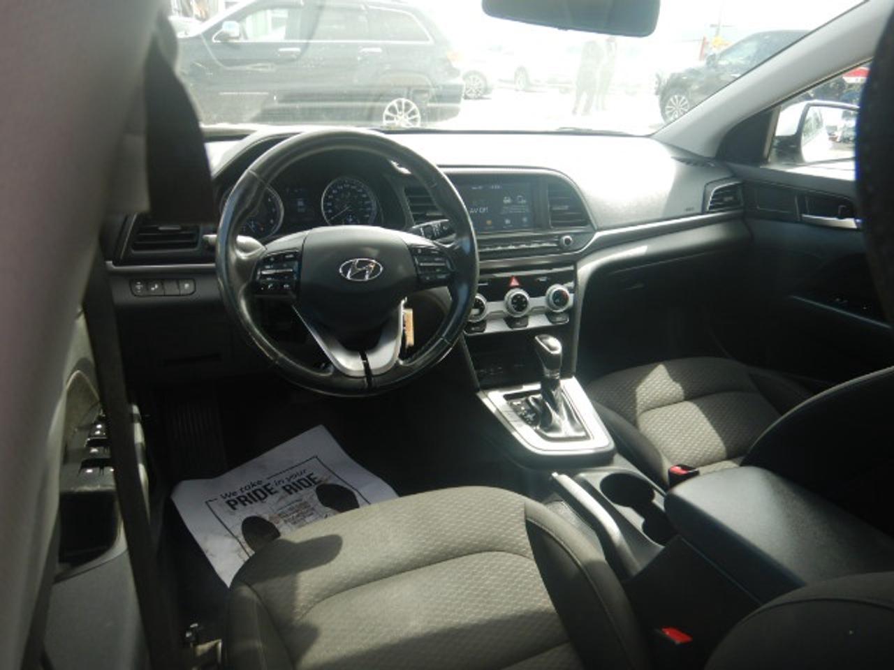 2019 Hyundai Elantra Preferred Photo