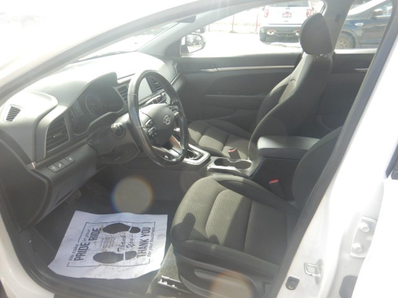 2019 Hyundai Elantra Preferred Photo