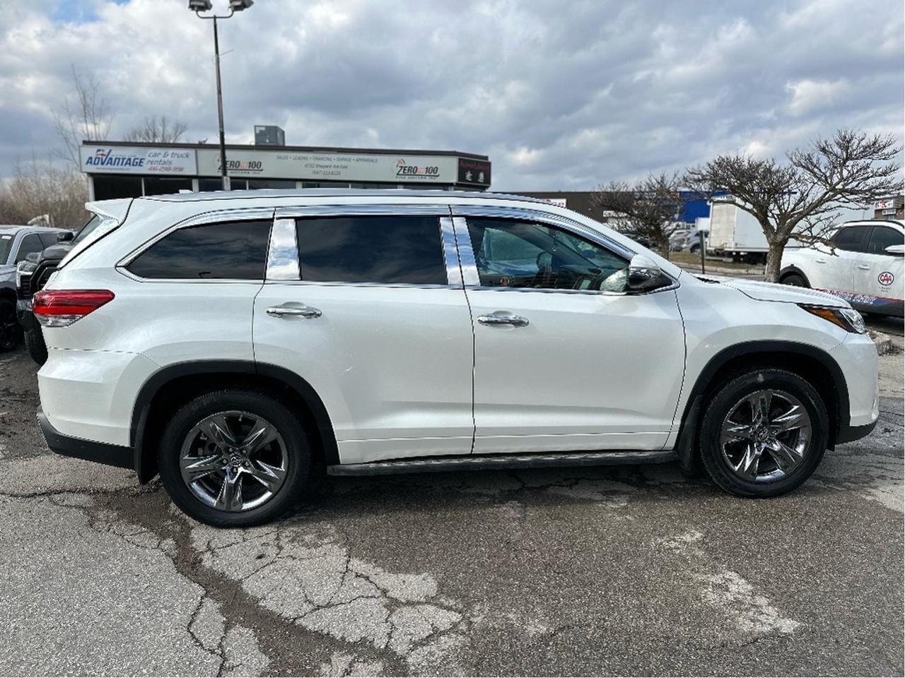 2019 Toyota Highlander LIMITED  Photo