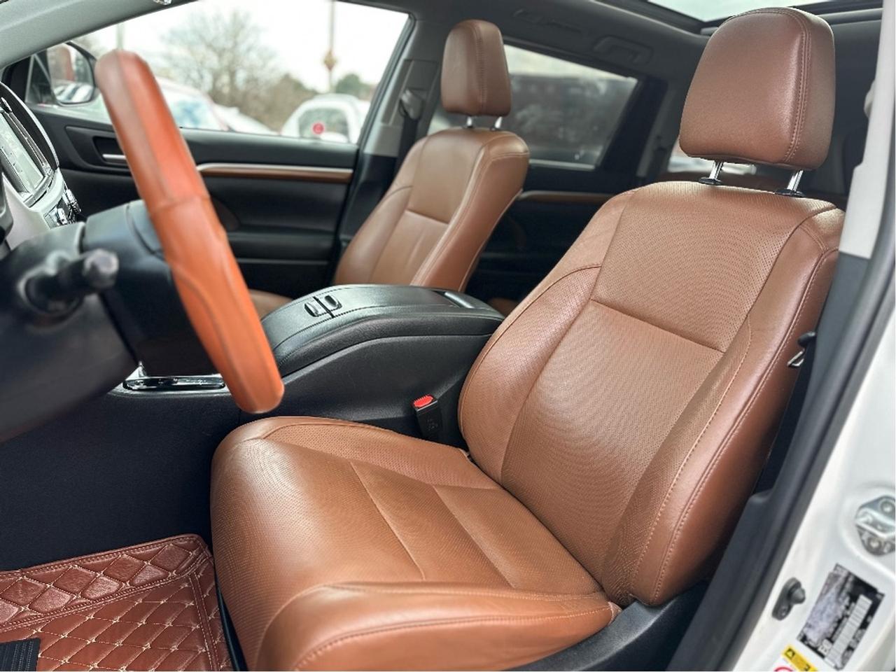 2019 Toyota Highlander LIMITED  Photo