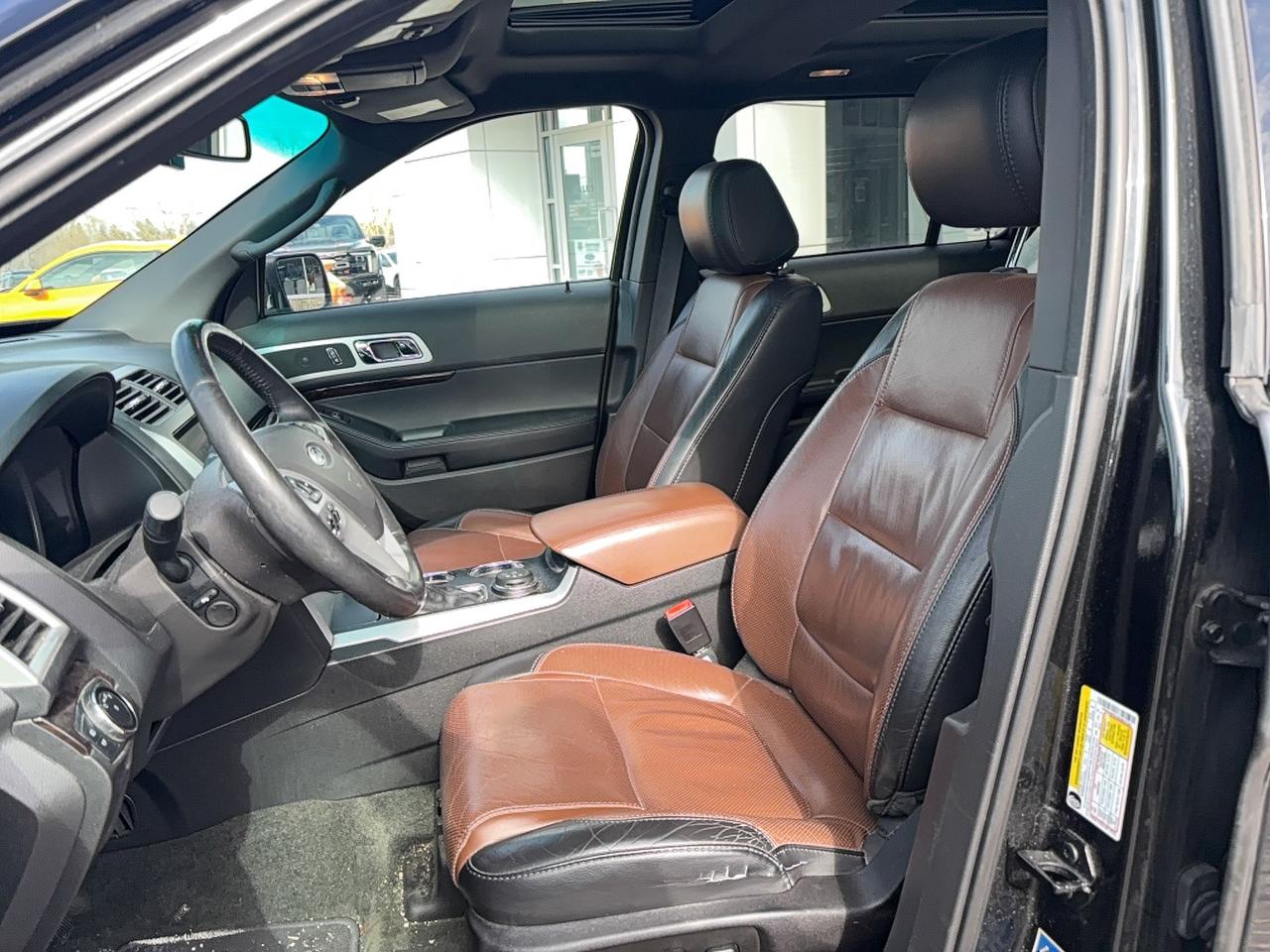 2014 Ford Explorer LIMITED, LEATHER, ROOF, NAVIGATION, AS TRADED! Photo