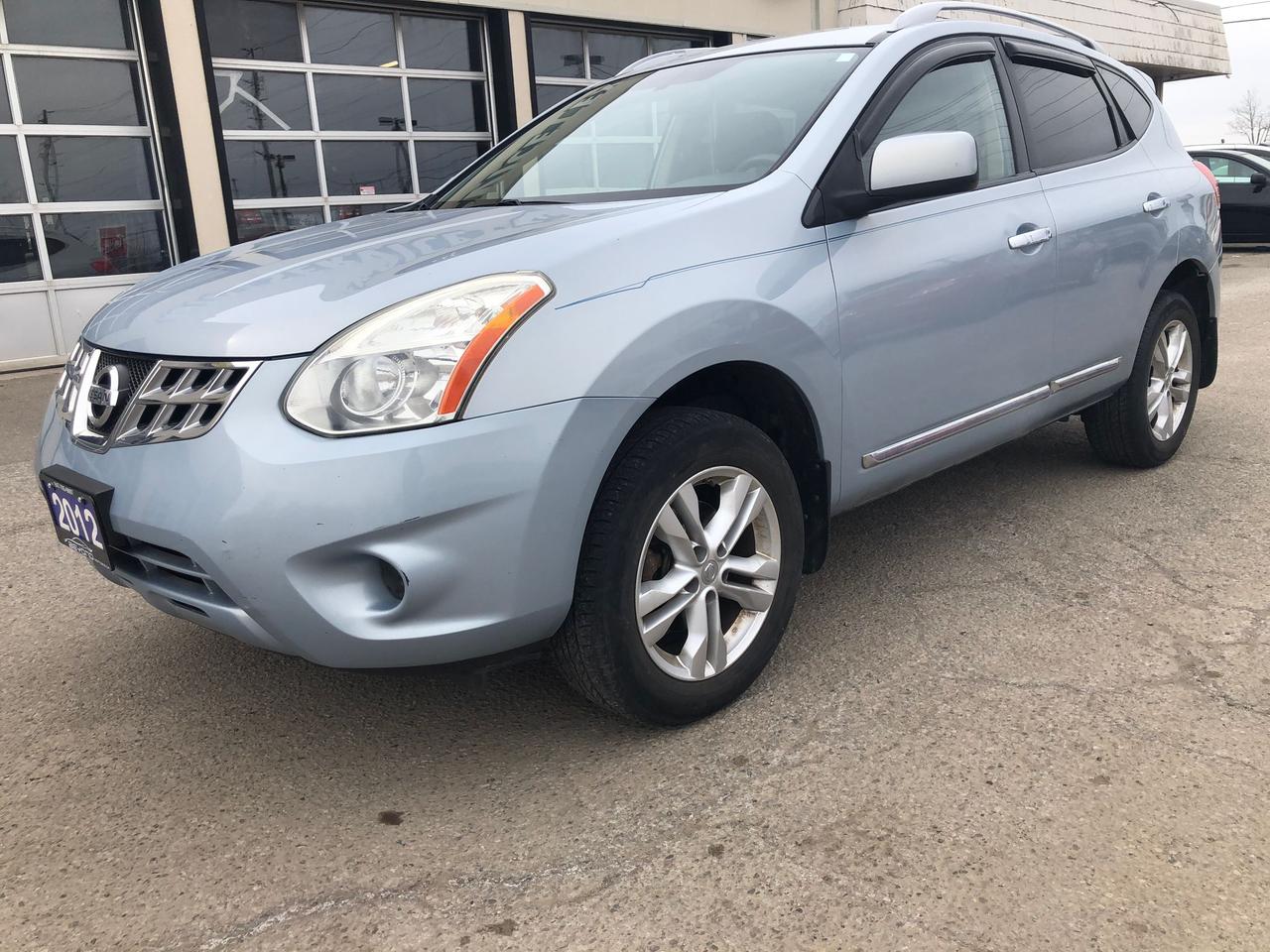 2012 Nissan Rogue SV Photo2