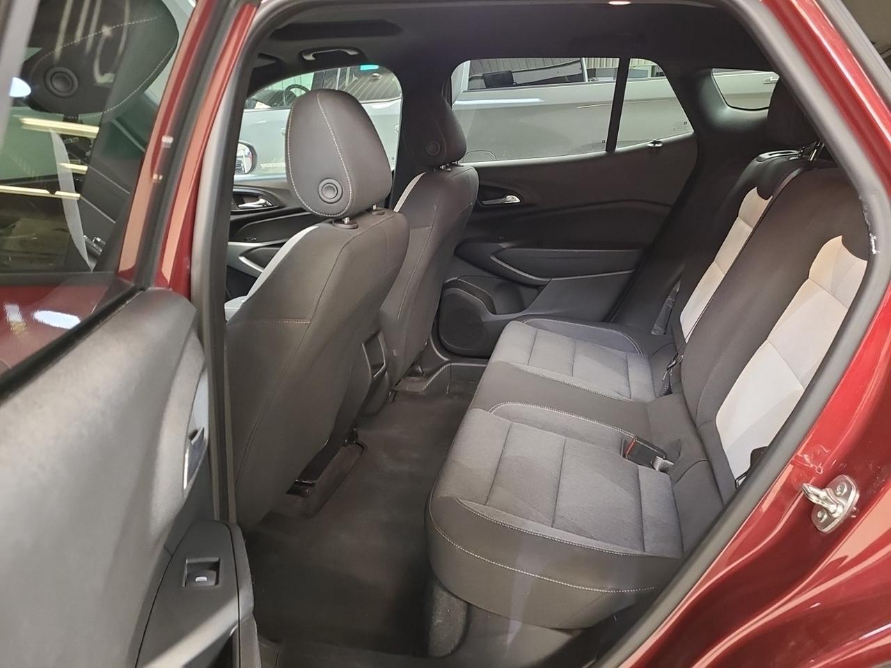 2024 Chevrolet Trax 1RS LOW KM!! SUNROOF, HEATED SEATS & STEERING WHL! Photo35