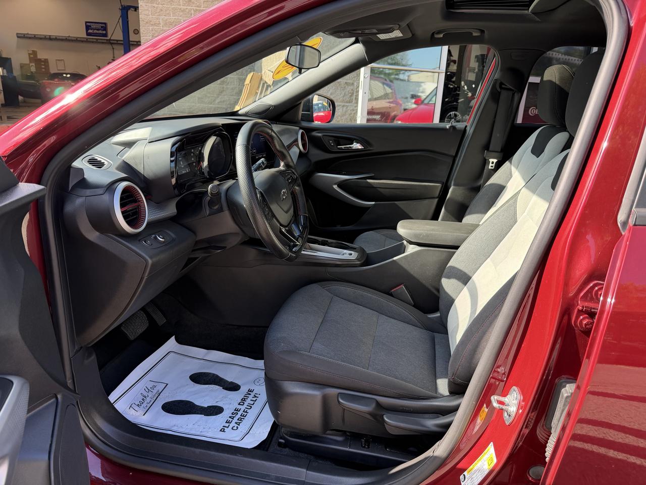 2024 Chevrolet Trax 1RS LOW KM!! SUNROOF, HEATED SEATS & STEERING WHL! - Photo #19