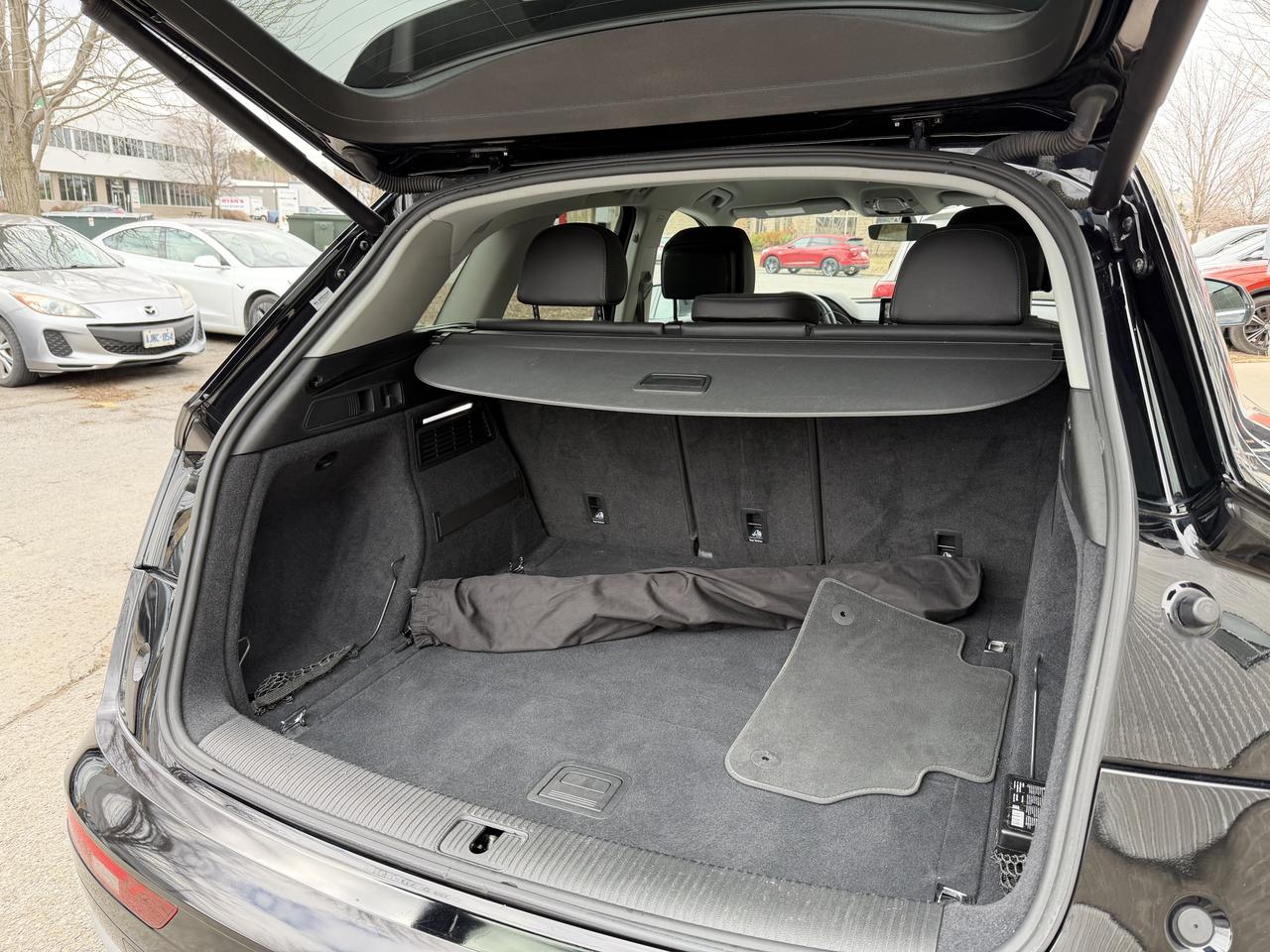 2019 Audi Q5 Komfort - LOW KM, LEATHER-HEATED SEATS & STR WHL!! Photo35