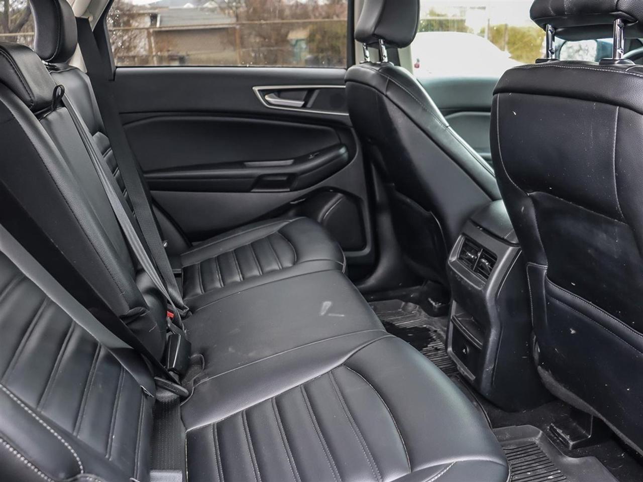 2023 Ford Edge SEL AWD Photo