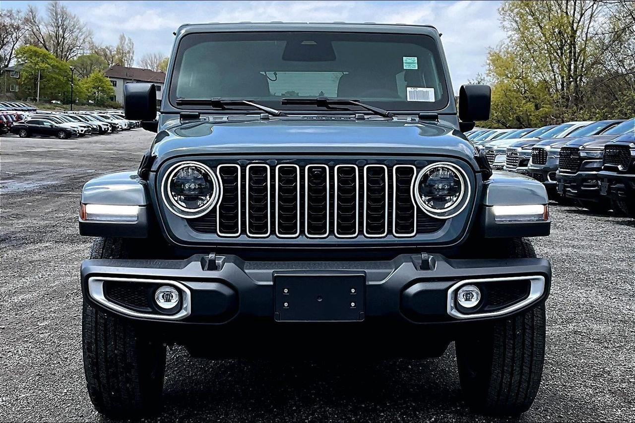 2026 Jeep Wrangler SAHARA | Leather | 18" Alloys | Hardtop | Steps Photo