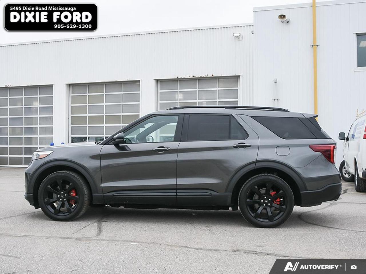 2020 Ford Explorer ST Photo