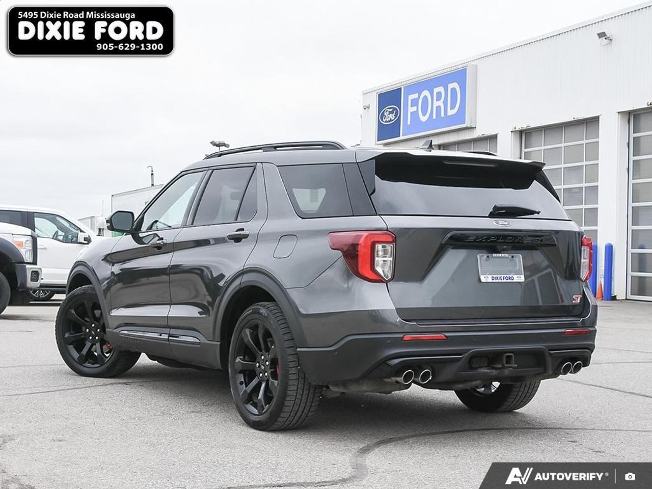 2020 Ford Explorer ST Photo3