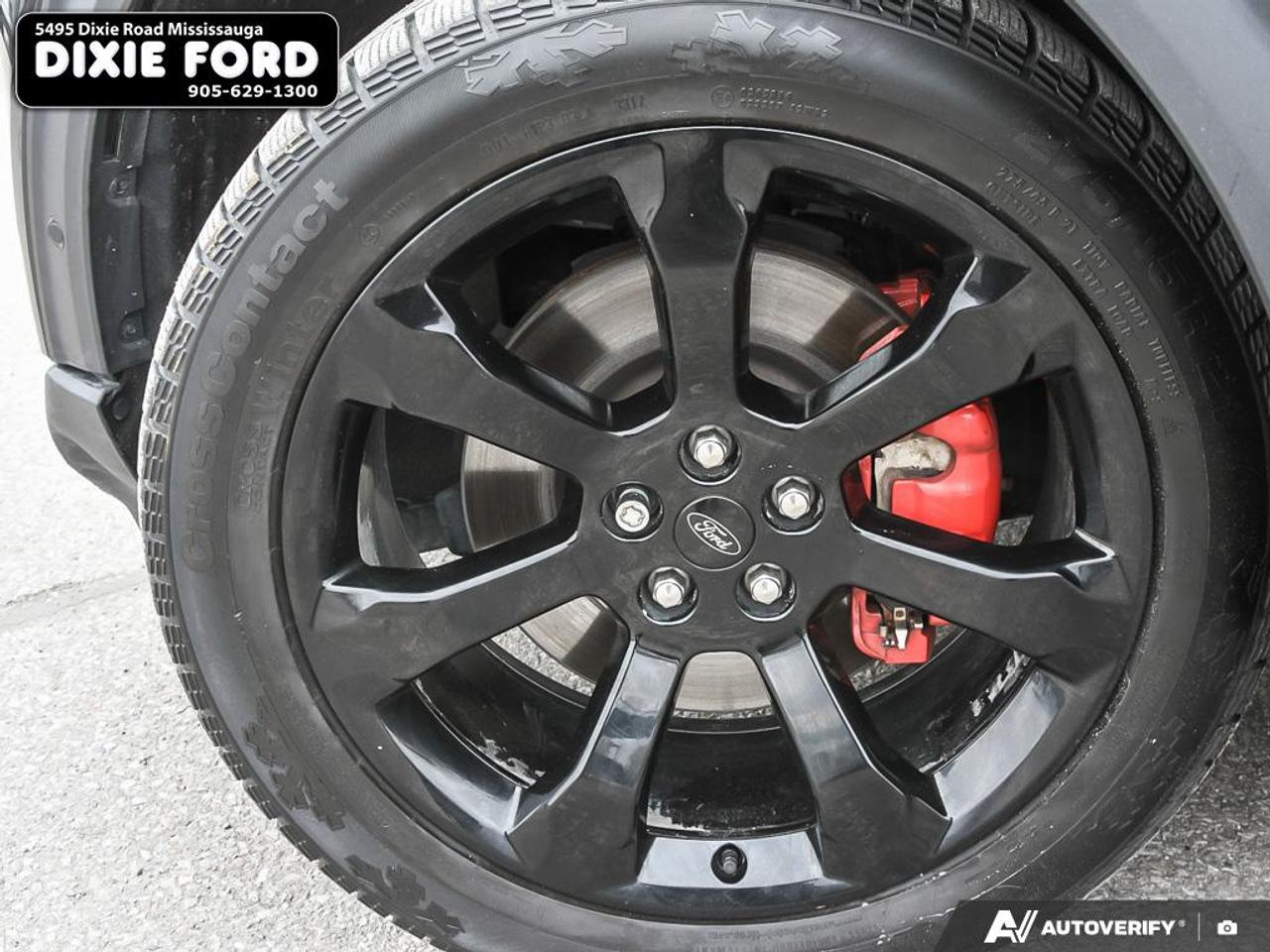 2020 Ford Explorer ST Photo