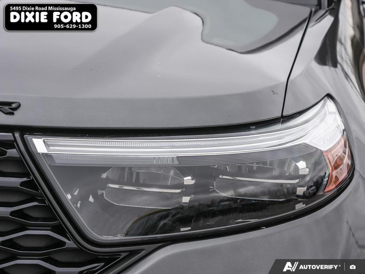 2020 Ford Explorer ST Photo